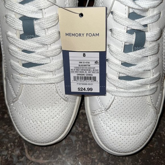 Universal Threads "Blue Brittin" White Sneakers, Memory Foam, Size 8, LN! - Picture 7 of 11